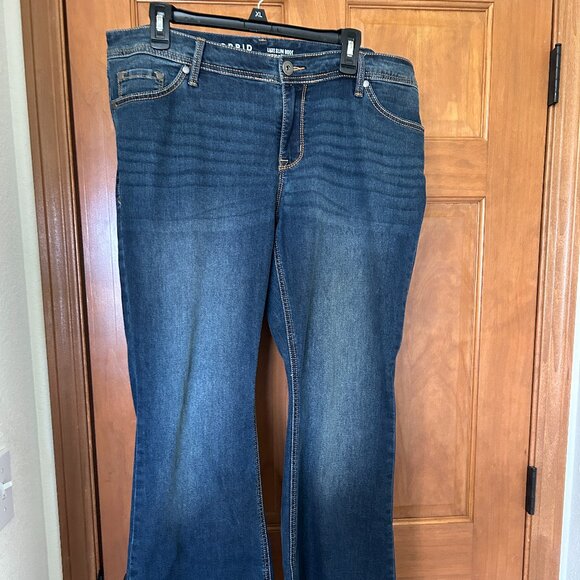 Luxe Slim Boot Jean - Super Stretch Medium Wash - 16R - Excellent Used Condition - Picture 1 of 6